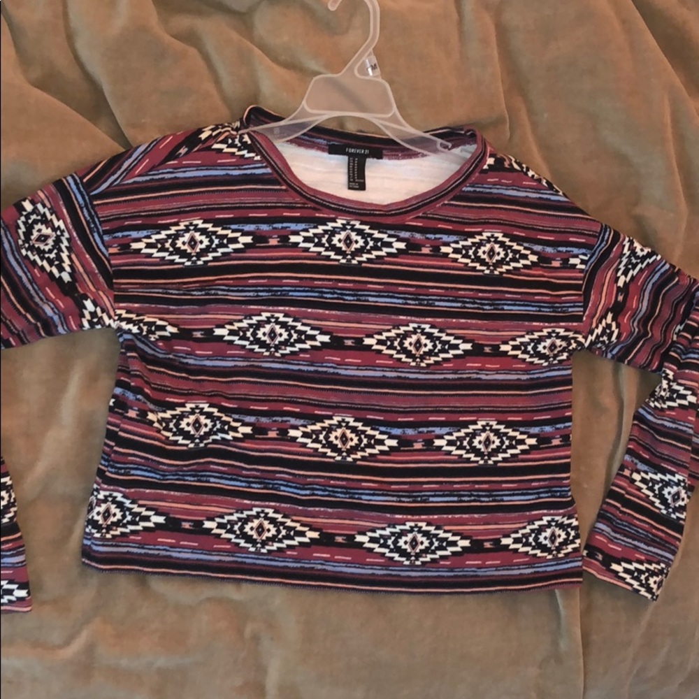 Aztec Colored Crop Top Long Sleeve